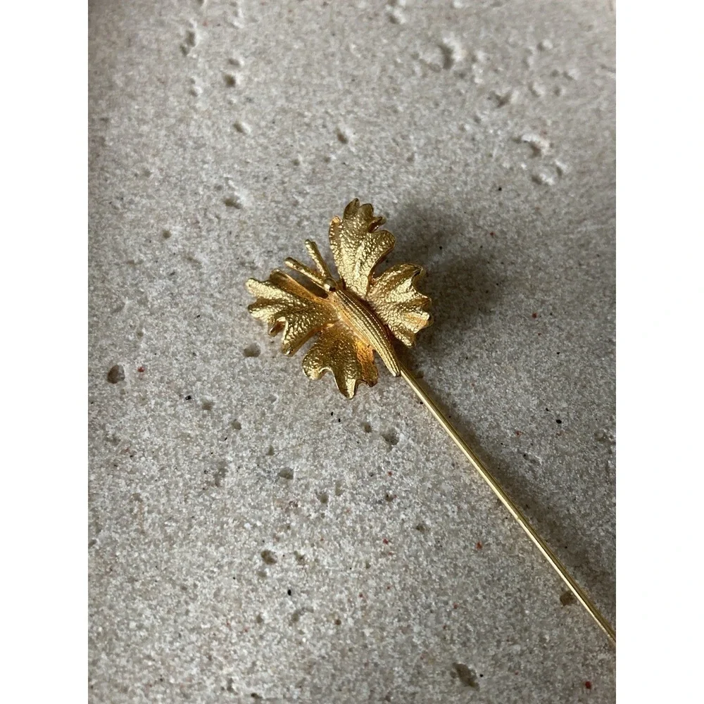 Gold Tone Butterfly Stick Pin Brooch Textured Vintage‎ Hat Or Scarf Lapel Pin